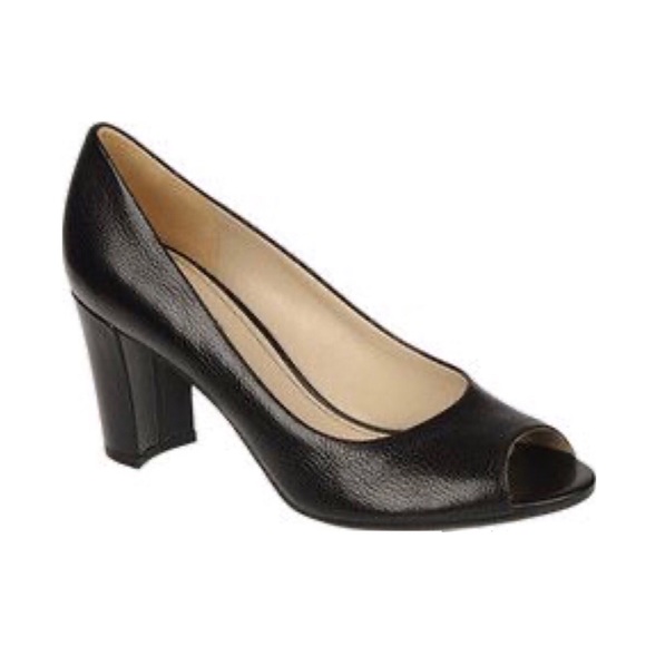 naturalizer peep toe pumps